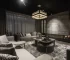 Koyu tonlarla dekore edilmiş modern Queen Salon Takımı oturma alanı